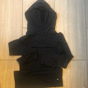 Lululemon layering top